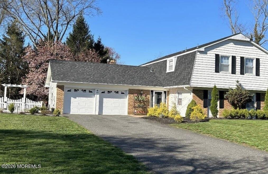 House in Freehold Township, New Jersey, United States 1 - 18637681