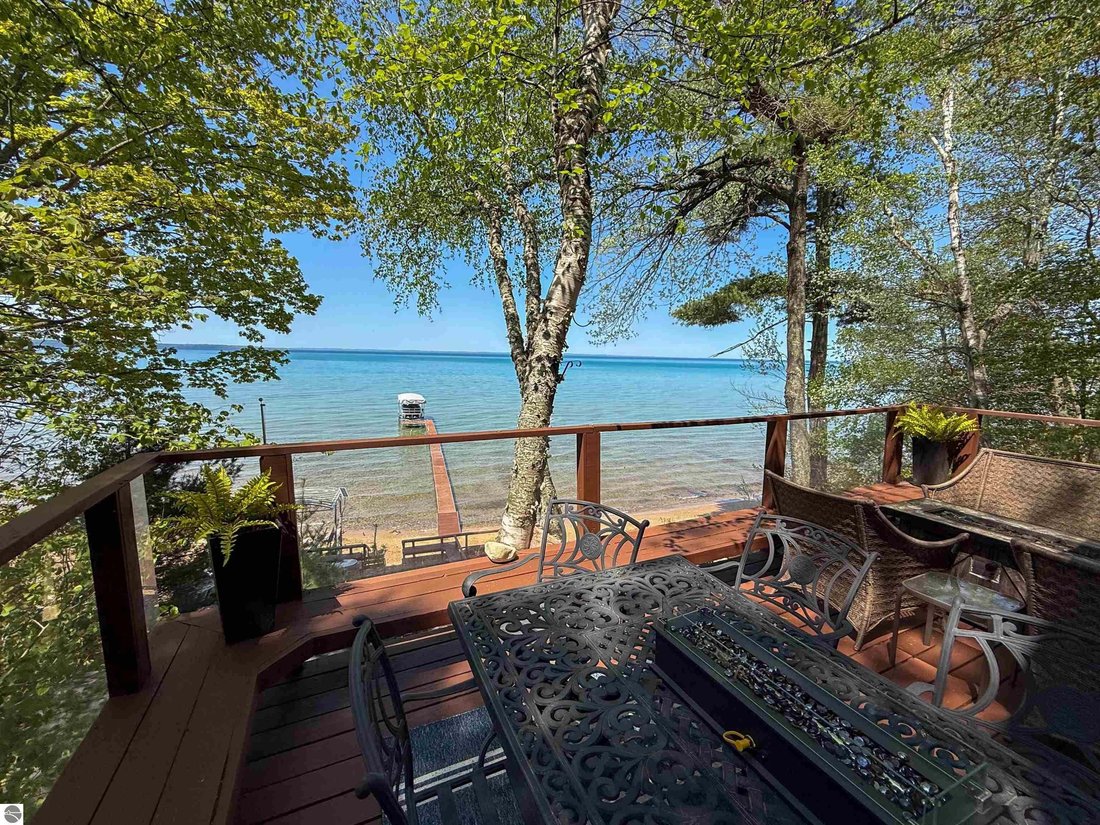 House in Elk Rapids, Michigan, United States 3 - 18636476