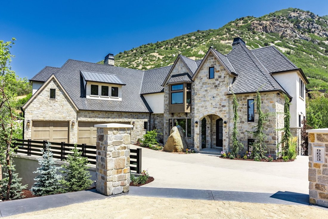 House in Sandy, Utah, United States 1 - 18634611
