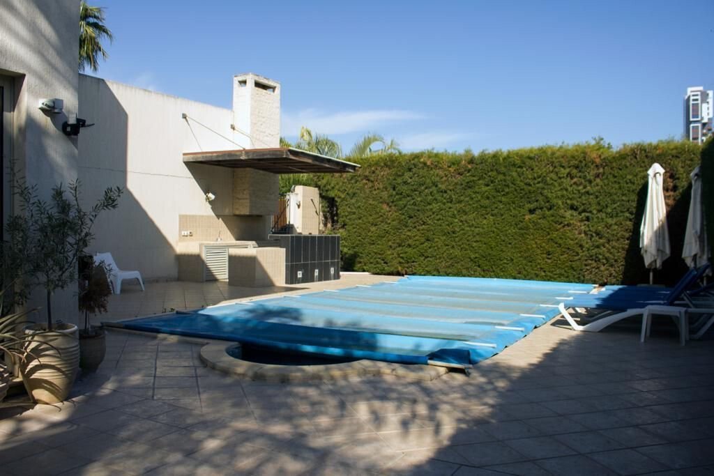 Villa in Germasogeia, Limassol, Cyprus 5 - 16379592