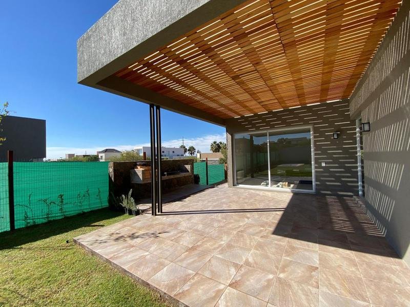 House in La Puntilla, Mendoza Province, Argentina 4 - 18636775