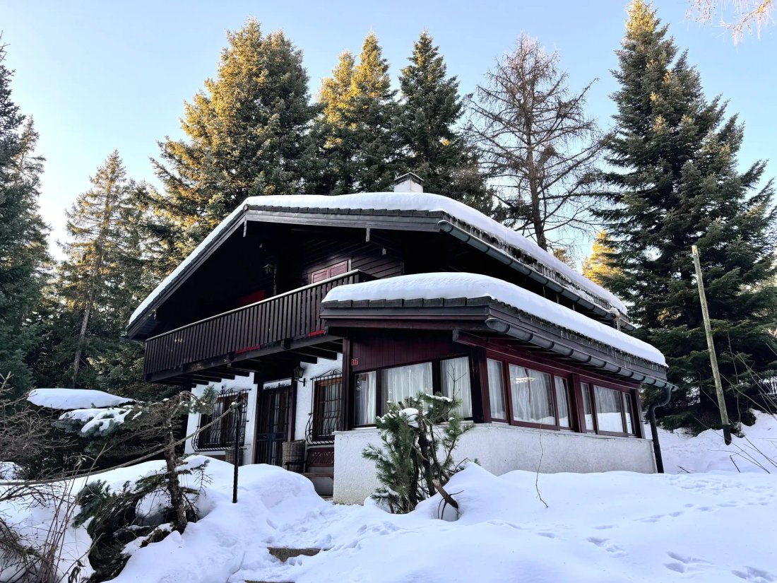 Chalet in Crans-Montana, Valais, Switzerland 1 - 18633235