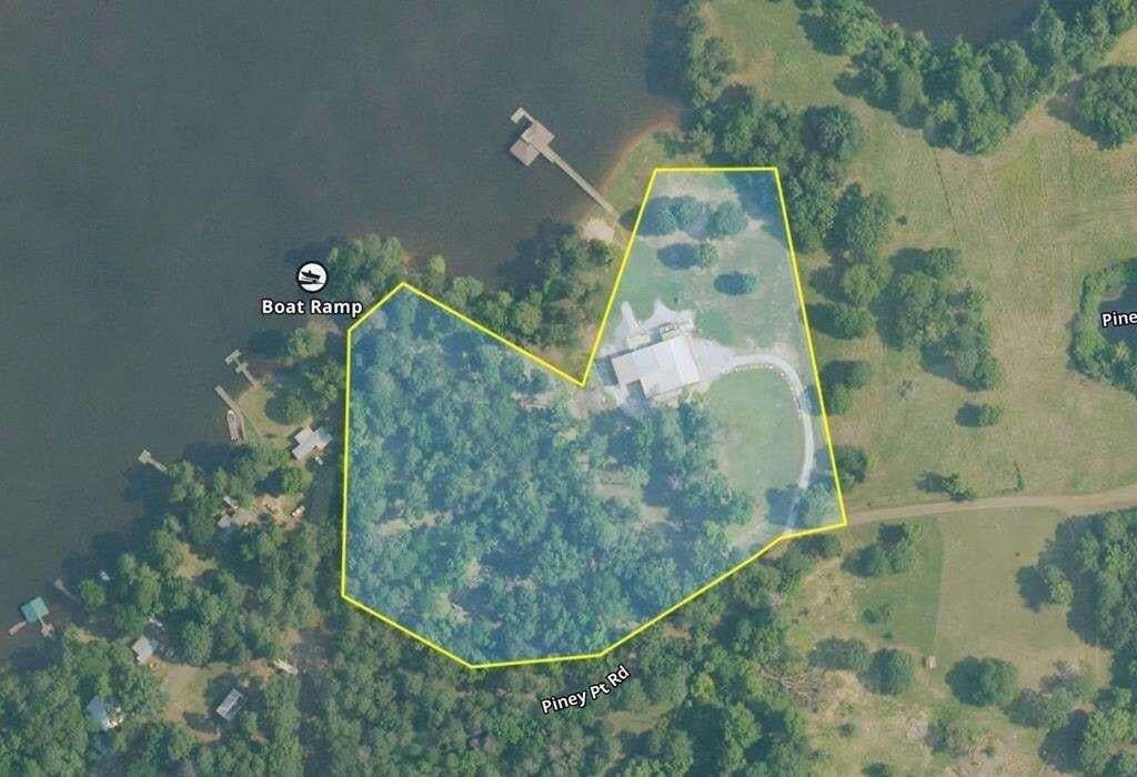 Milam, Texas, United States 1 - 18638393