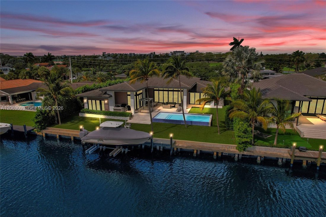 House in Hallandale Beach, Florida, United States 2 - 18636939