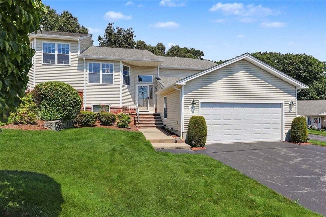 Condo in North Providence, Rhode Island, United States 3 - 18633123