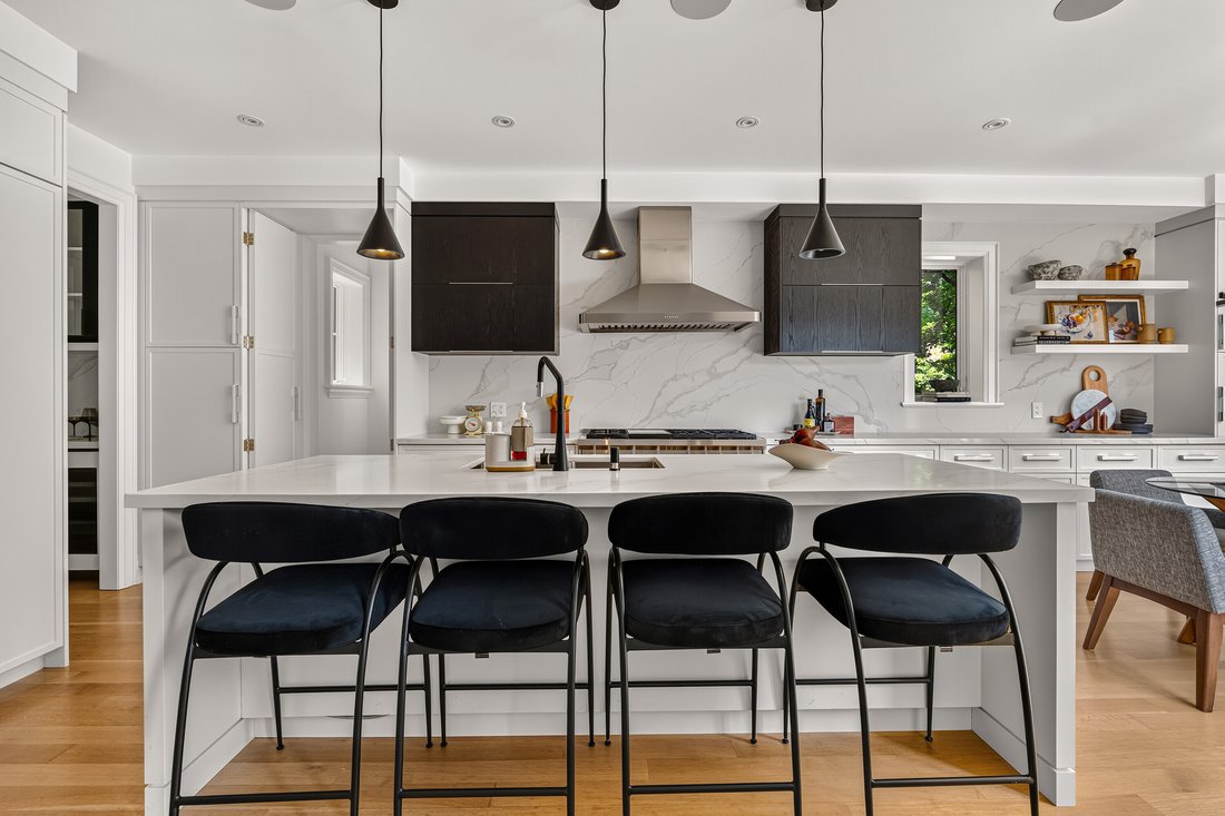House in Toronto, Ontario, Canada 4 - 18636921