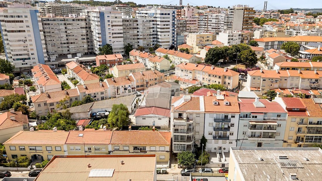 Almada, Cova da Piedade, Pragal e Cacilhas, Setubal, Portugal 4 - 18617641
