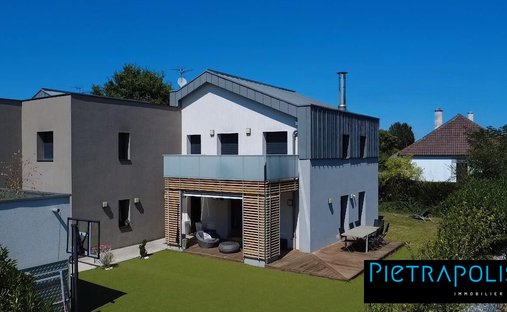House in Prévessin-Moëns, Auvergne-Rhône-Alpes, France 1