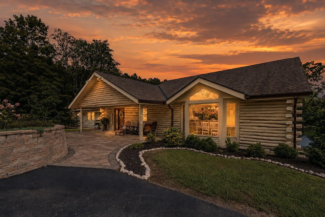 House in Heath, Ohio, United States 5 - 18632846