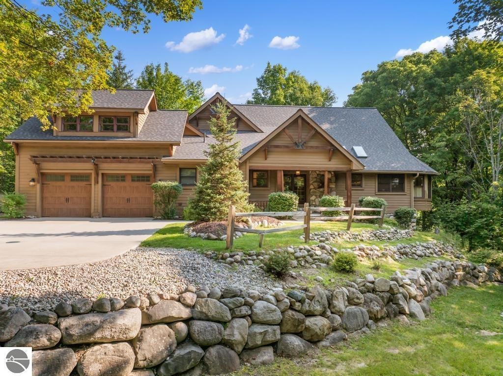 House in Central Lake, Michigan, United States 1 - 18636059
