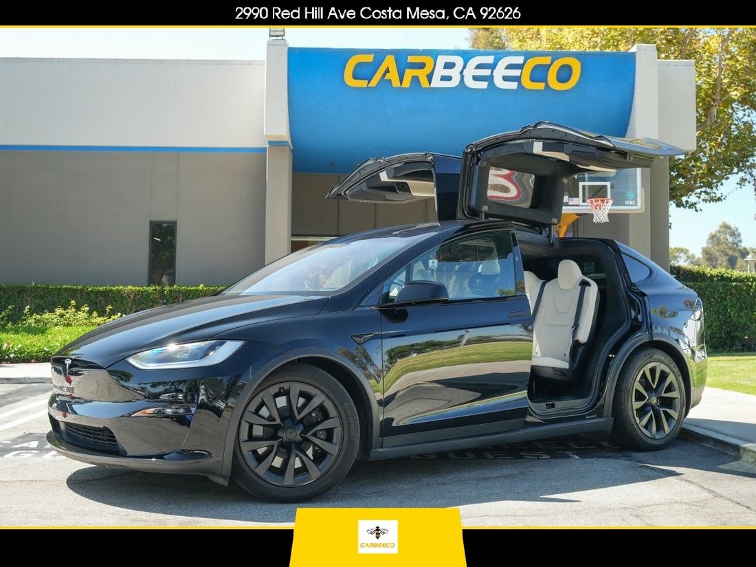 Suv in Costa Mesa, CA, United States 1 - 18614099