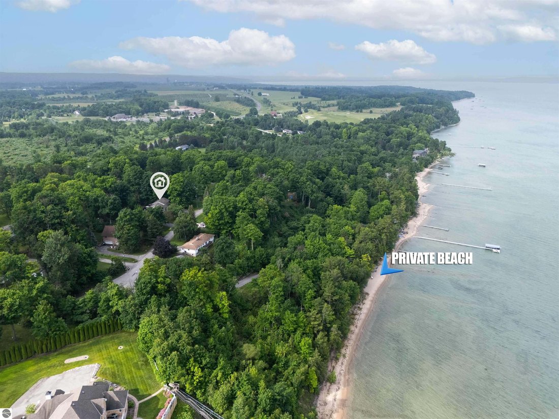 House in Williamsburg, Michigan, United States 2 - 18636157