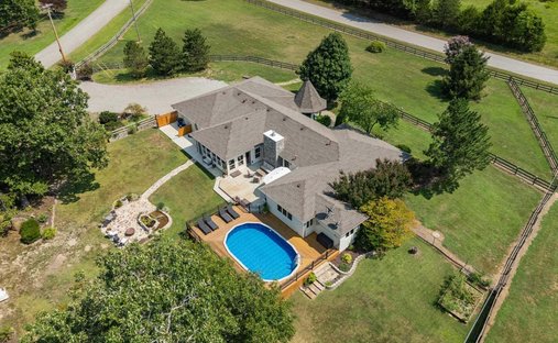 House in Mountain Home, Arkansas, United States 1