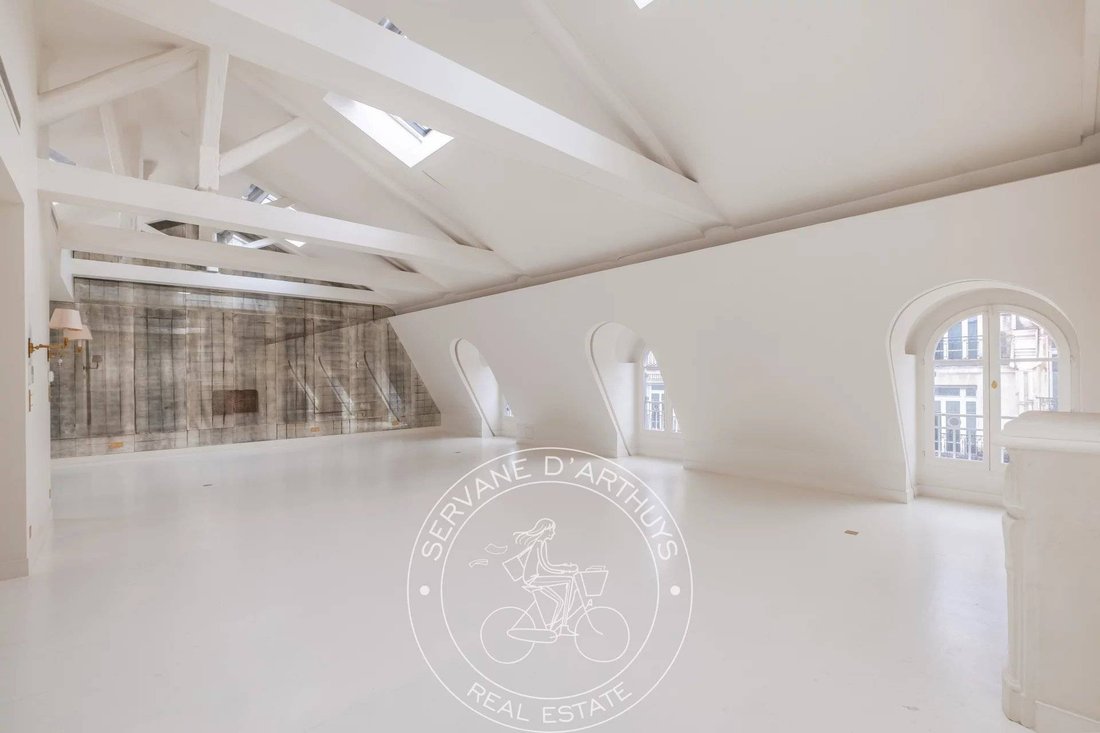 Apartment in Elysées-Madeleine, Paris 8e Arrondissement, Paris 1 - 17146624
