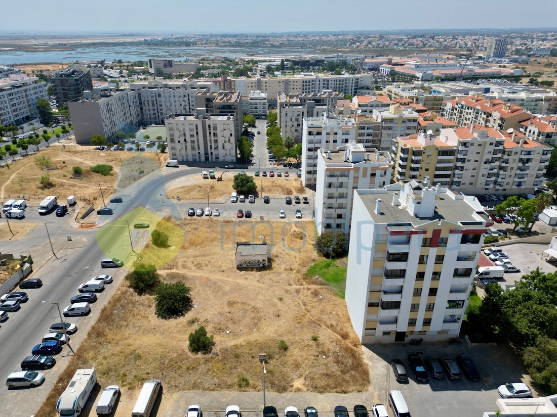 Land in Faro (Se e Sao Pedro), Algarve, Portugal 1 - 18639085