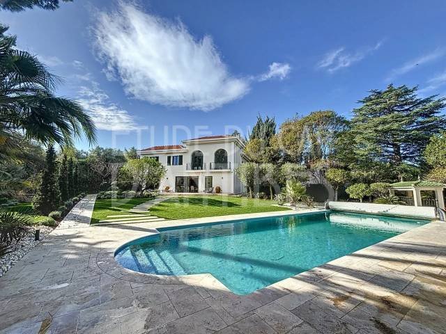 Villa in Fontmerle, Antibes, France 2 - 15617720