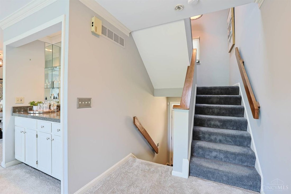 Condo in Cincinnati, Ohio, United States 2 - 18635470