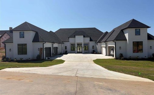 House in Burleson, Texas, United States 1
