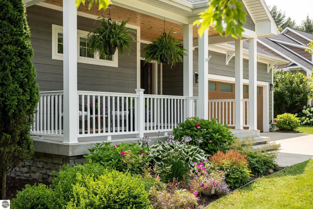 House in Garfield Township, Michigan, United States 3 - 18635968