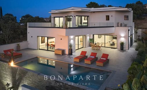 Haus in Fréjus, Provence-Alpes-Côte d'Azur, Frankreich 1