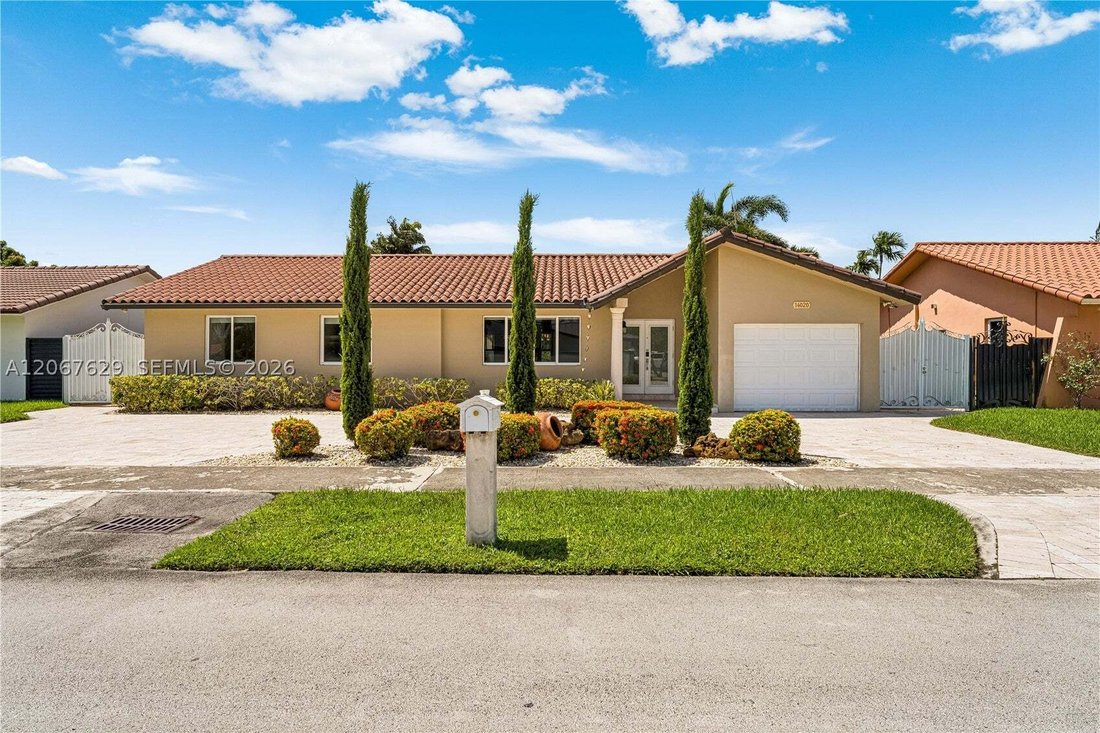 House in Miami, Florida, United States 1 - 18634118