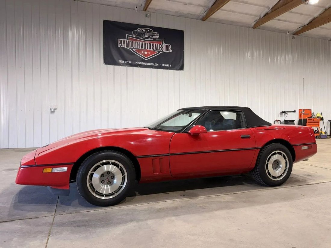 Cabriolet in Le Mars, IA, United States 2 - 18639354
