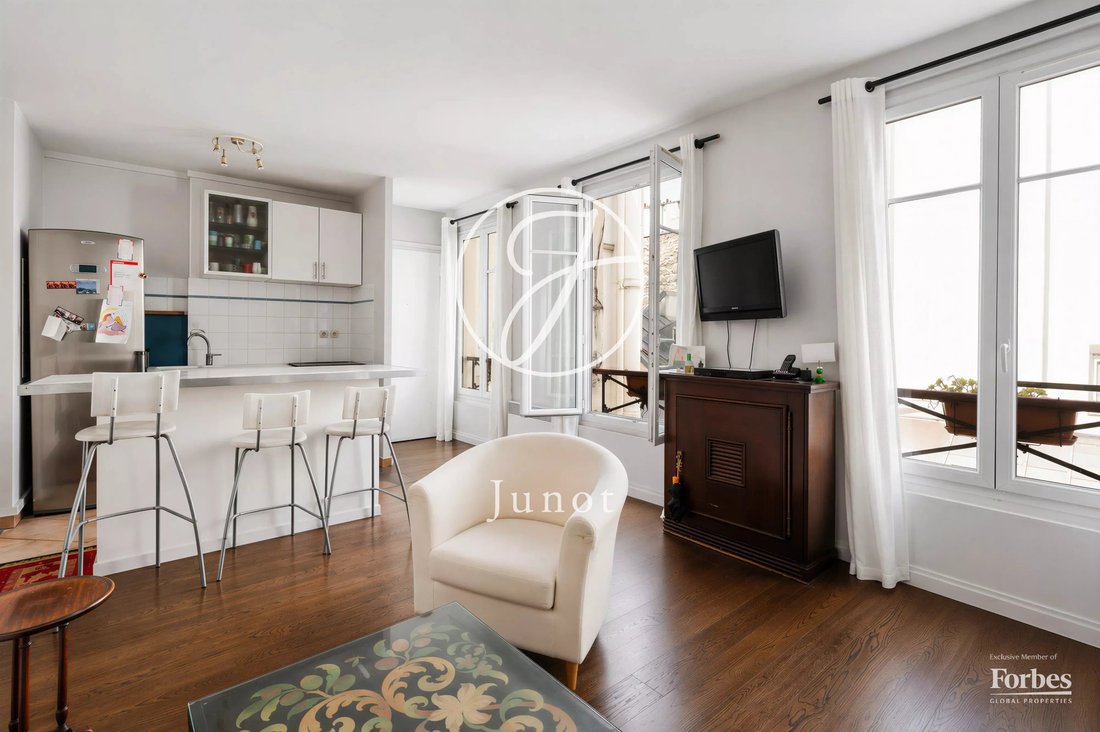 Apartment in Arts et Métiers, Paris 3e Arrondissement, Paris 3 - 18634848
