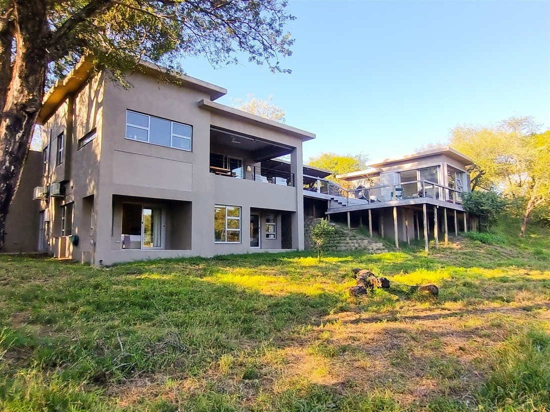 House in Hoedspruit, Limpopo, South Africa 1 - 18635140