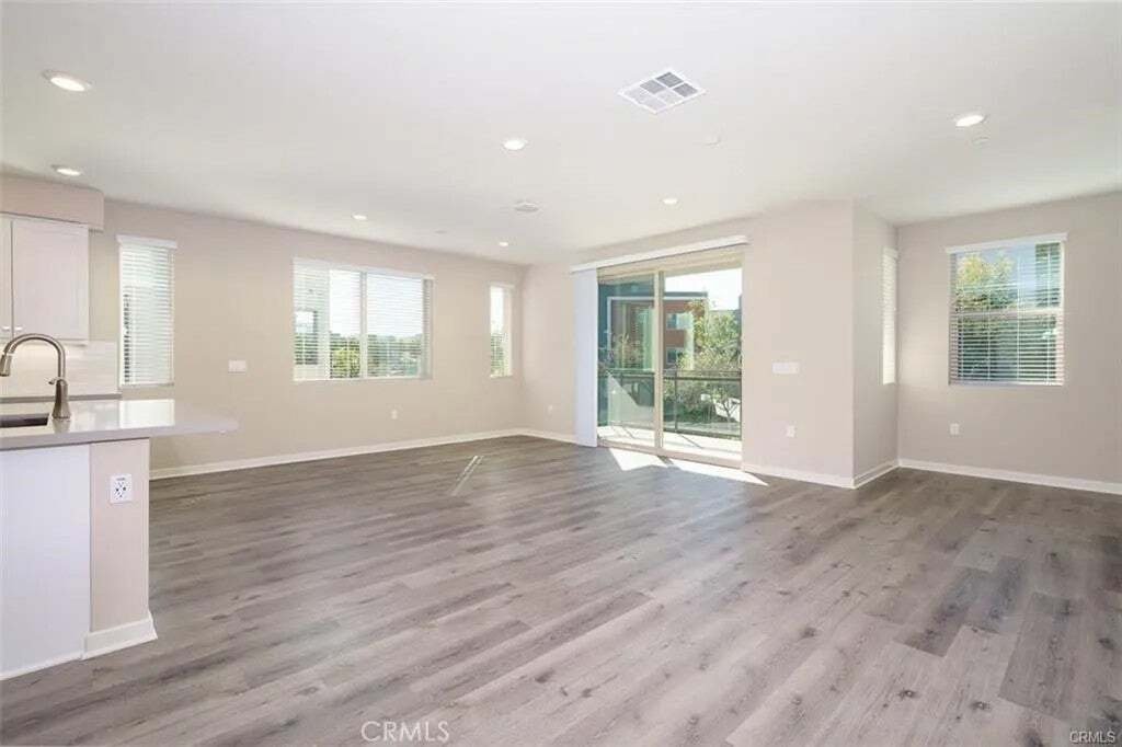 Condo in Irvine, California, United States 5 - 18638216