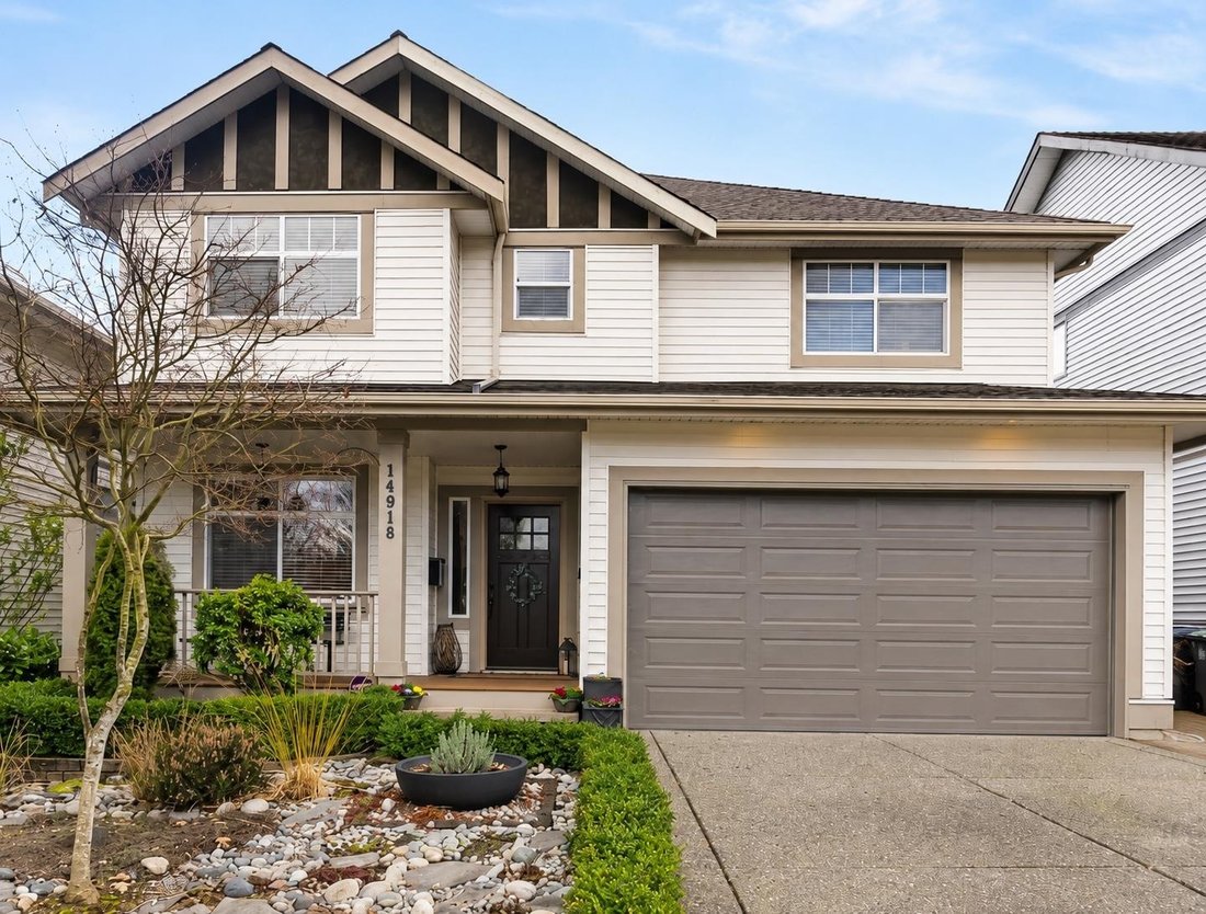 House in Surrey, British Columbia, Canada 2 - 18639743