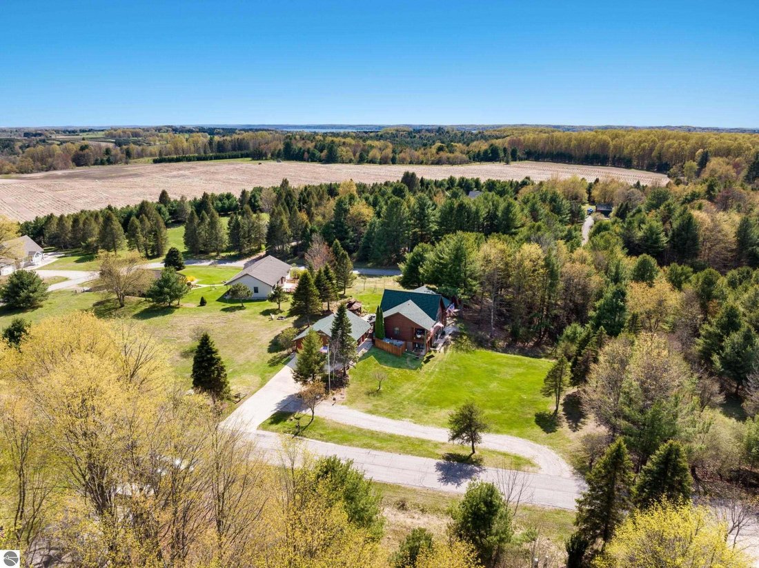 House in Central Lake, Michigan, United States 2 - 18635727