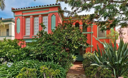 West Hollywood, California, United States 1