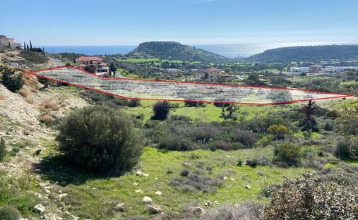 Land in Agios Tychon, Limassol, Cyprus 1