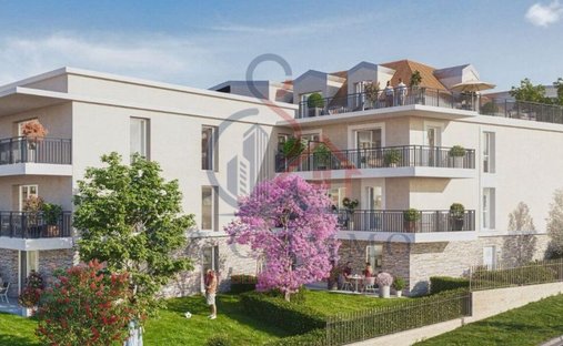 Apartment in Bourg de Saint Thibault, Saint-Thibault-des-Vignes, France 1