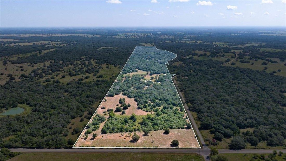 House in Yoakum, Texas, United States 1 - 18634199