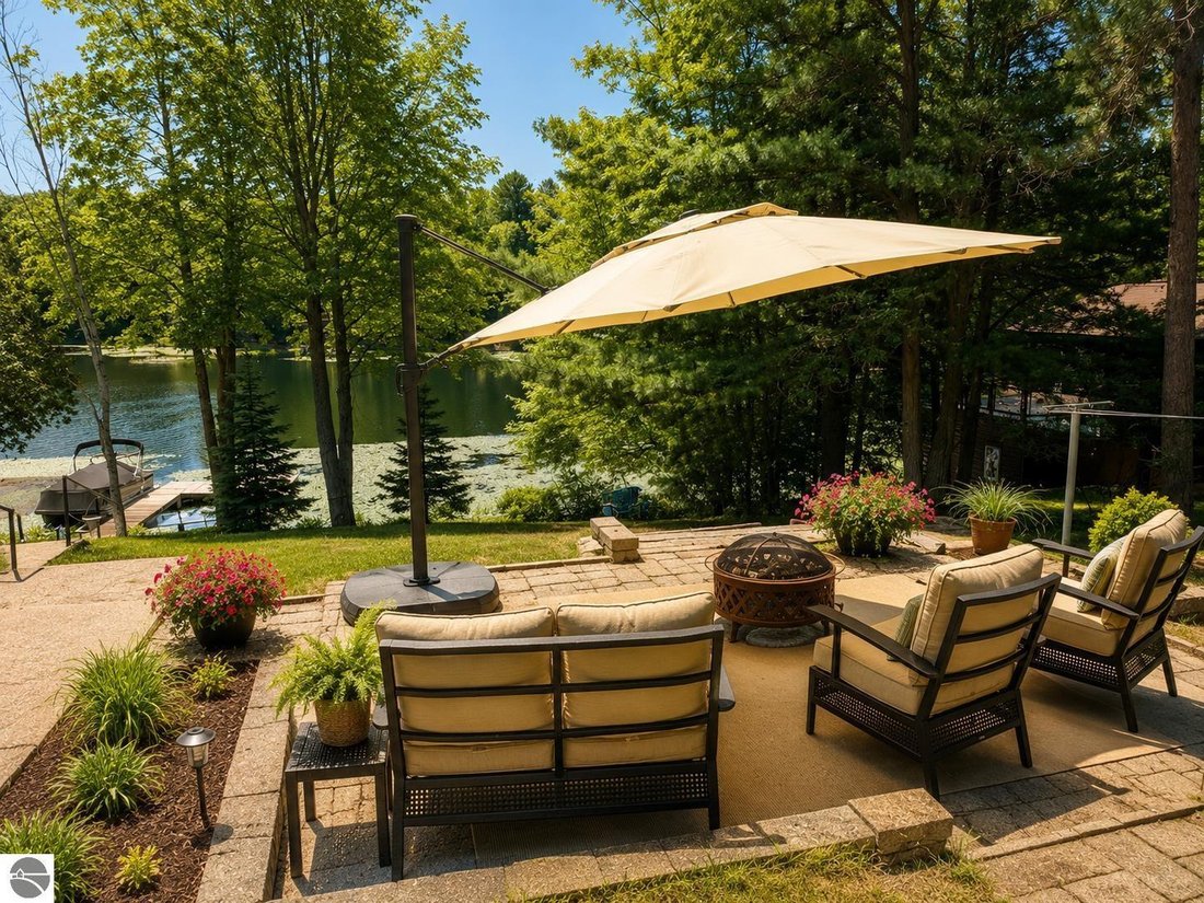 House in Traverse City, Michigan, United States 4 - 18636704