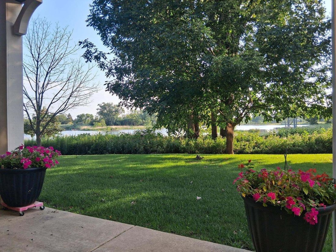 Condo in Vernon Hills, Illinois, United States 2 - 18628627