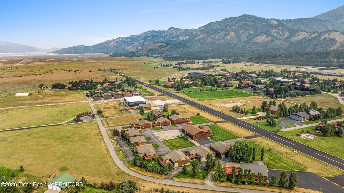 Condo in Alpine, Wyoming, United States 3 - 18637923