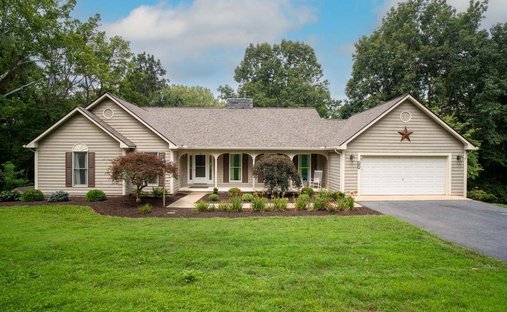 House in Weyers Cave, Virginia, United States 1