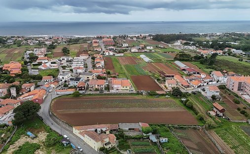 Land in Gulpilhares e Valadares, Distrikt Porto, Portugal 1