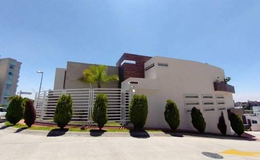 House in Rincón Verde, State of Mexico, Mexico 1
