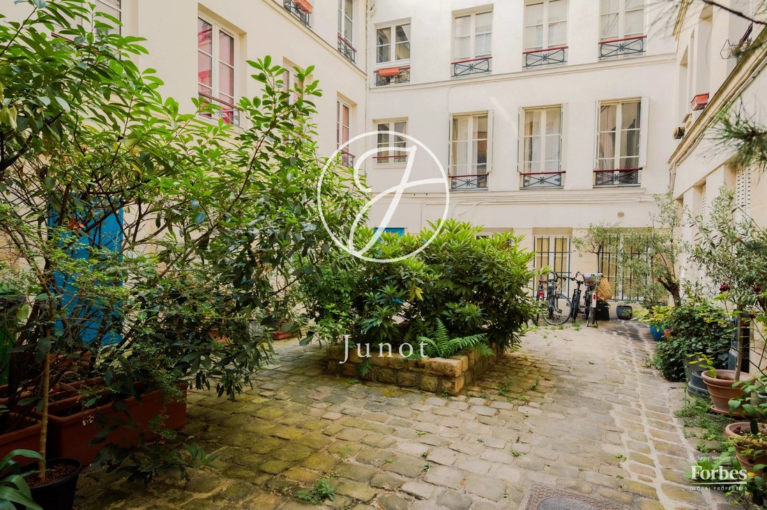 Apartment in Arts et Métiers, Paris 3e Arrondissement, Paris 4 - 18634848