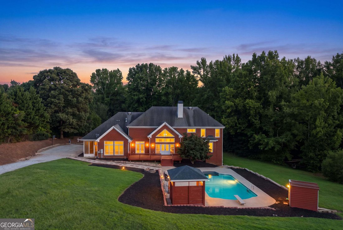 House in Cumming, Georgia, United States 4 - 18561995