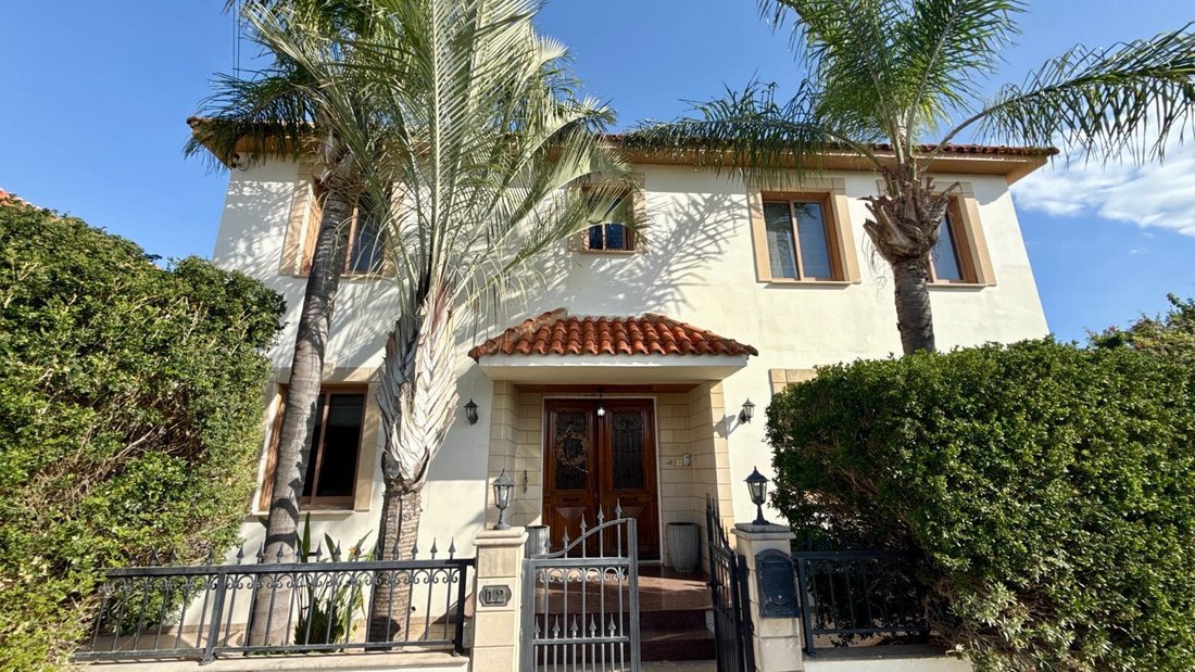 Villa in Kato Polemidia, Limassol, Cyprus 1 - 17223457