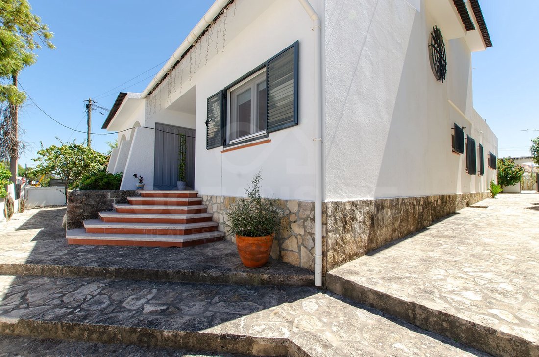 House in Benavente, Santarem District, Portugal 2 - 18639028