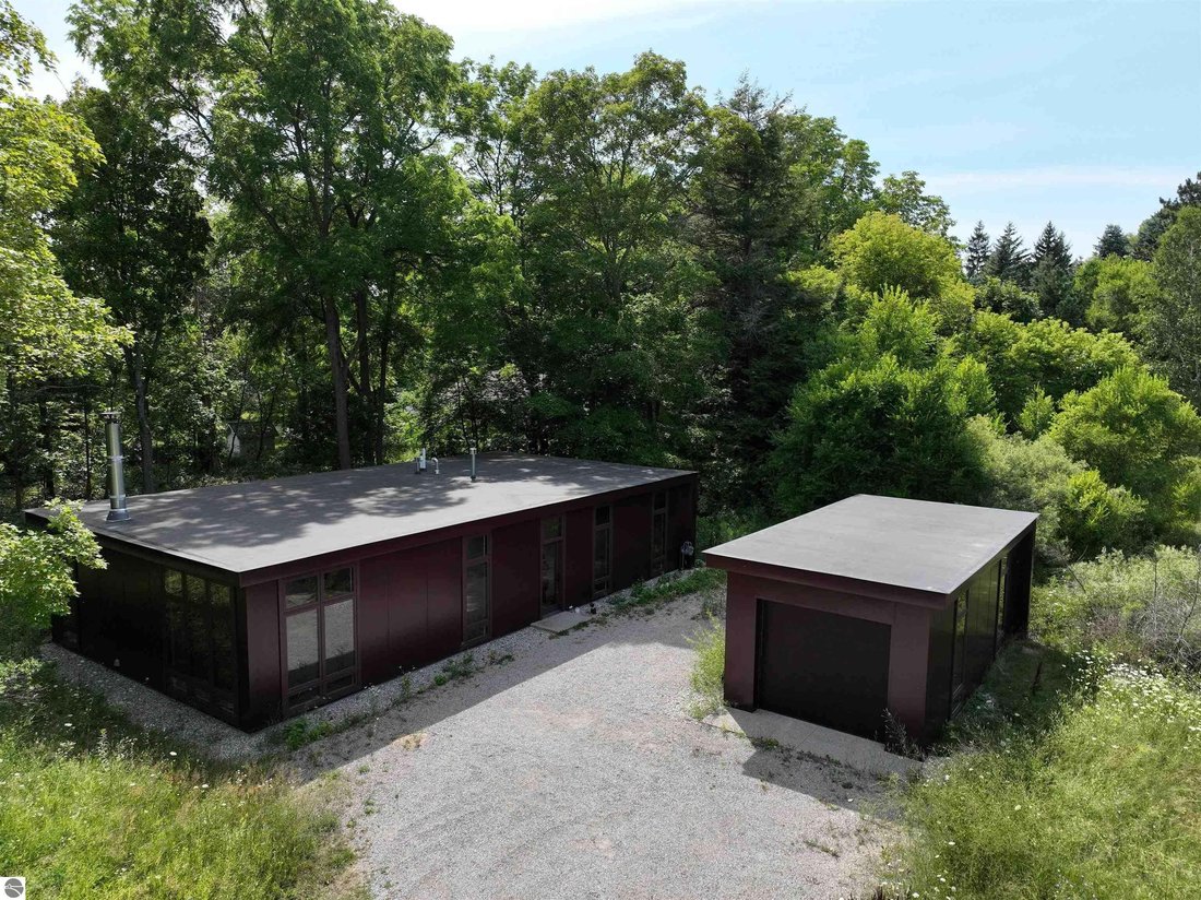 House in Northport, Michigan, United States 2 - 18636102