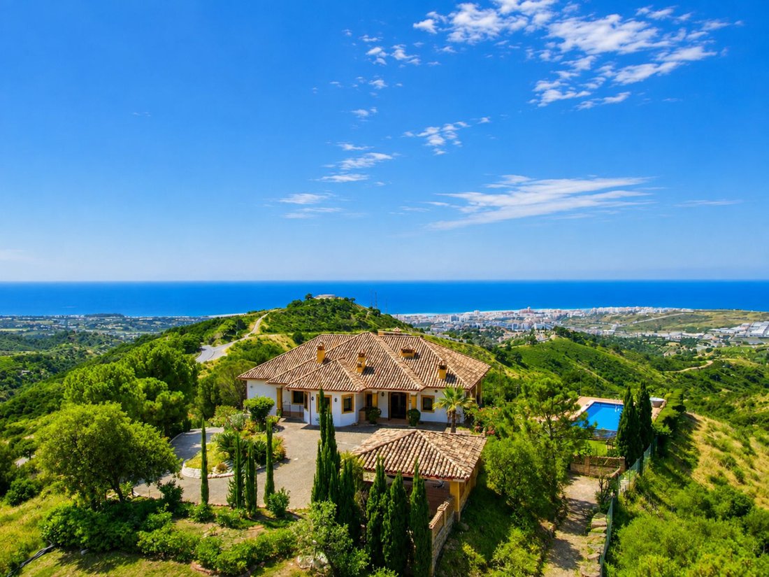 Finca in Estepona, Andalusia, Spain 1 - 18634865