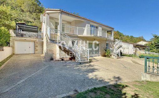House in Saint Georges, Cahors, France 1
