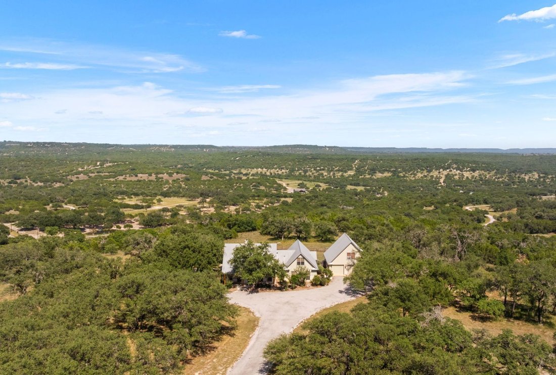 Farm Ranch in Marble Falls, Texas, United States 2 - 18637902