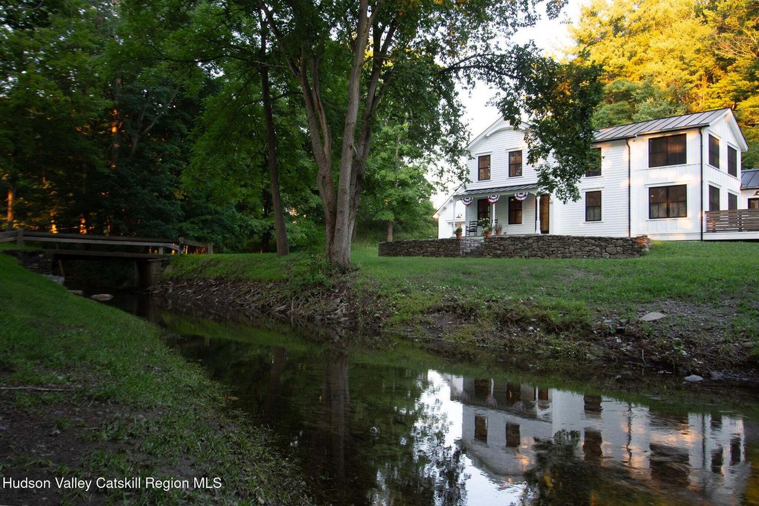 House in Ghent, New York, United States 3 - 18290371